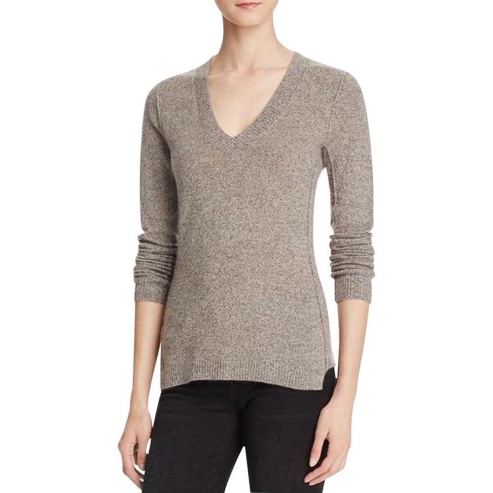AQUA Cashmere Women’s Fitted V-neck Sweater
